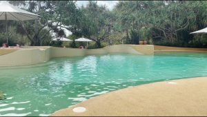 Kingfisher bay Swimming pool