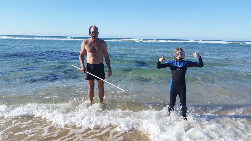 Snorkeling to catch a crayfish