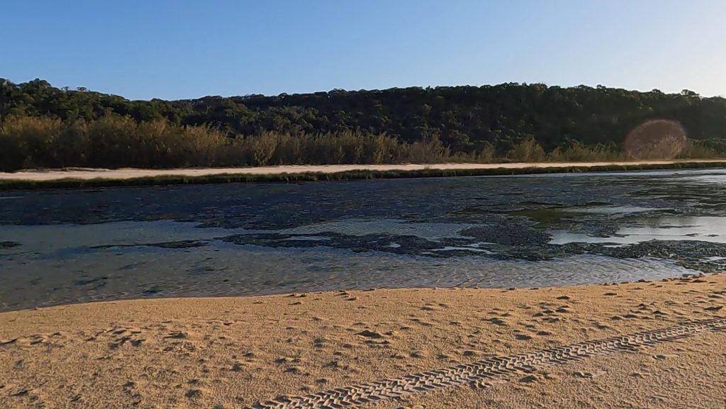 Waddy lagoon in front of the waddy beachfront camping